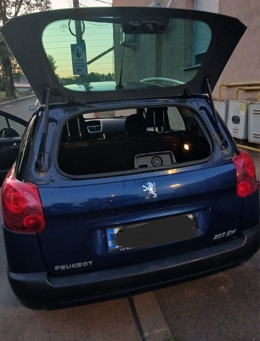 Peugeot 207 SW (Break) 1.4 Benzină – Plafon Panoramic