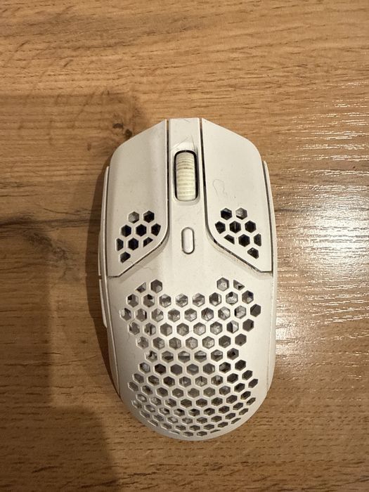 Срочно продам мышку для компьютера HyperX Pulsefire haste wireless
