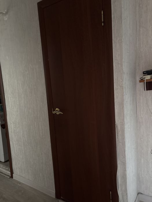 Продаю двери  б/у
