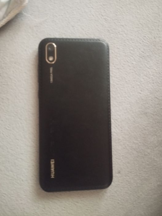 Продам телефон хуавей