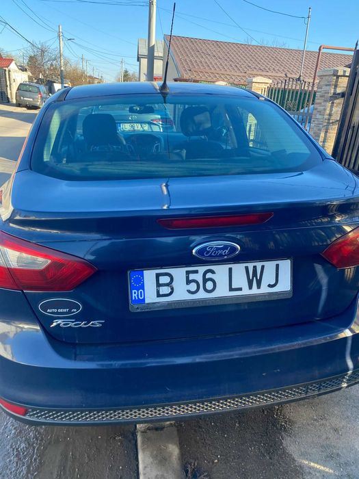 Vand ford focus 3 an fabricatie 2014 diesel 1,6 tdci caroserie sedan