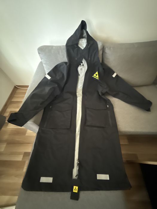 Дъждобран FISCHER!За всякакви моменти в зимни услувия в планина!