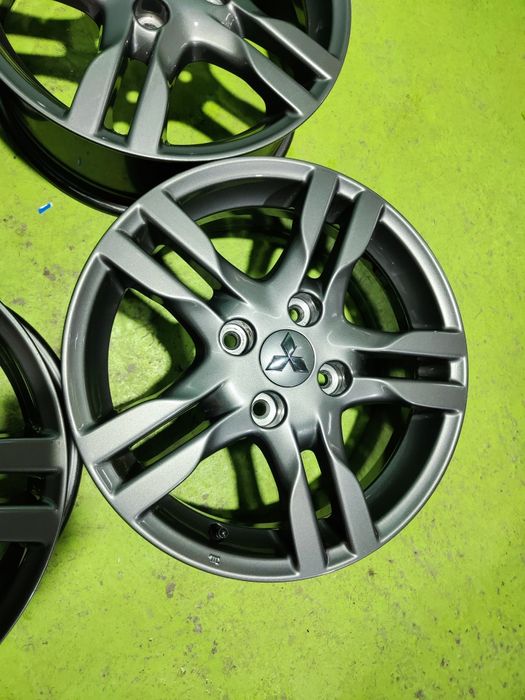 16 4x114.3 Mitsubishi лети джанти 4х114.3 мицубиши