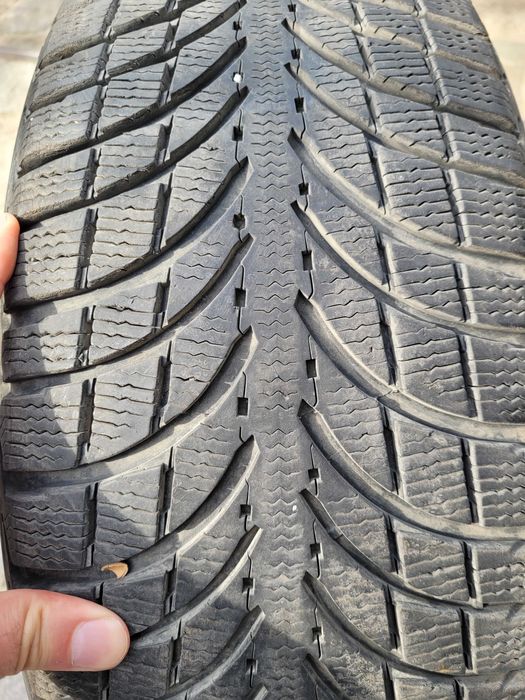 Зимни гуми Michelin 215 /55 r18
