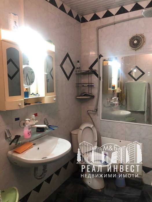 Продавам къща в гр.Димитровград