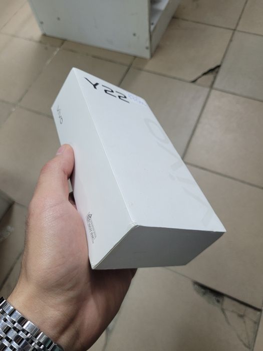 Vivo Y22 64gb ..