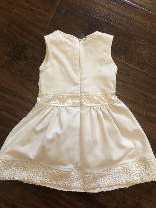 Платье на 1-1.5 года