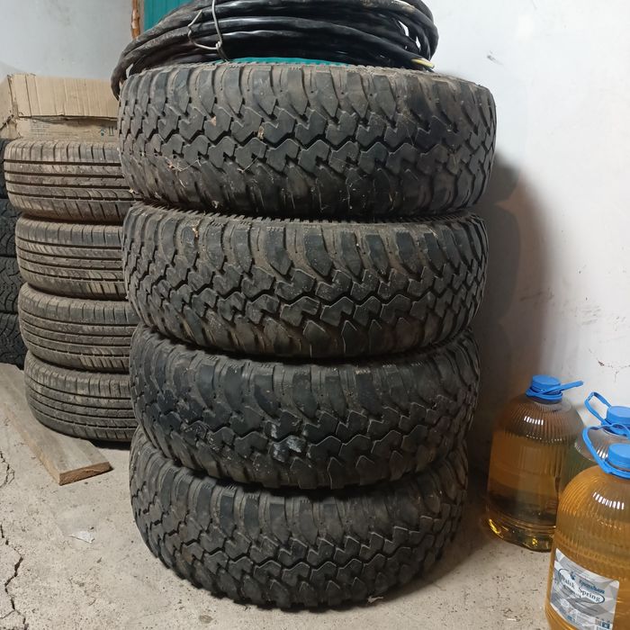 Покрышка для Нива