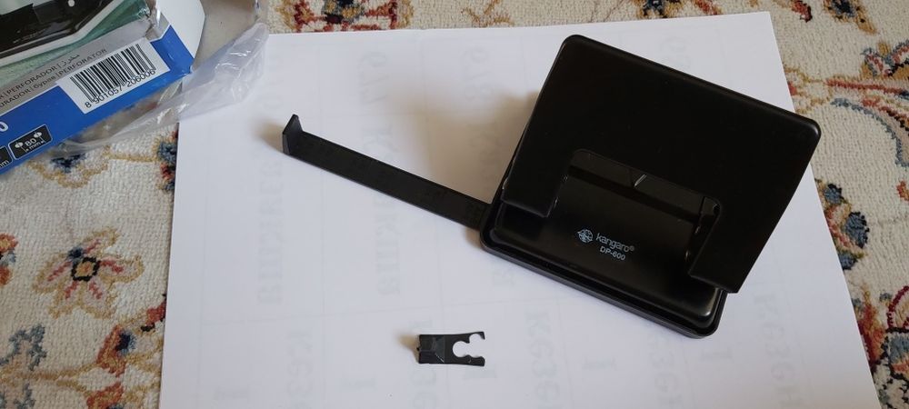 Дырокол (тескіш)