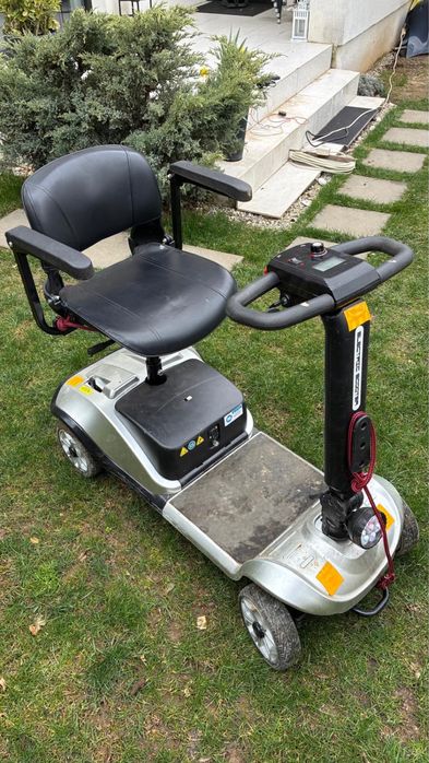 scuter electric persoane dizabilitati