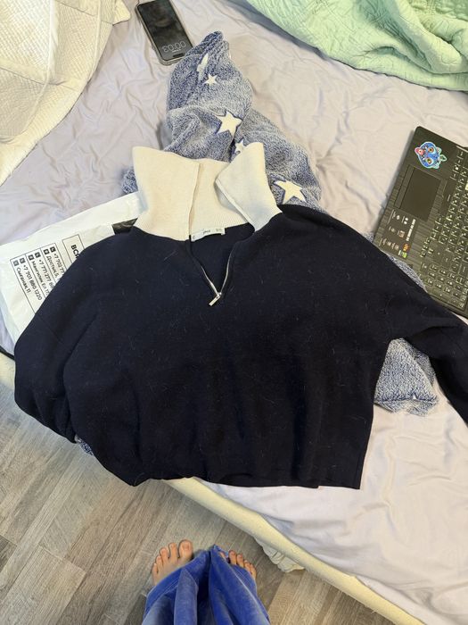 По 2 тысячи тенге