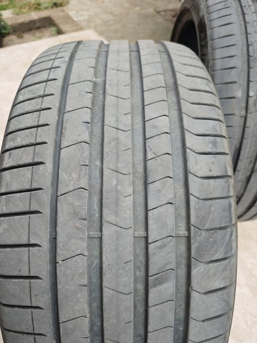 Cauciucuri vară Pirelli 275/35/22