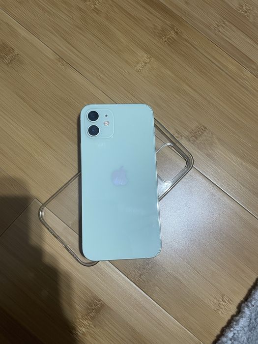 IPhone 12 excelent