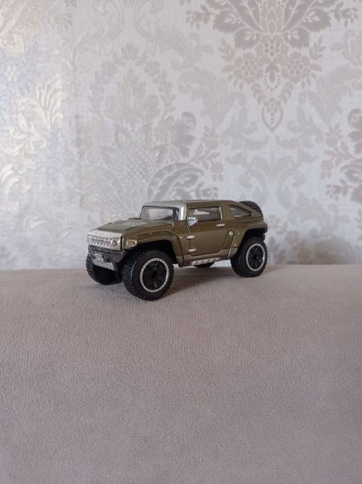 Модель Хаммер в масштабе 1/43!