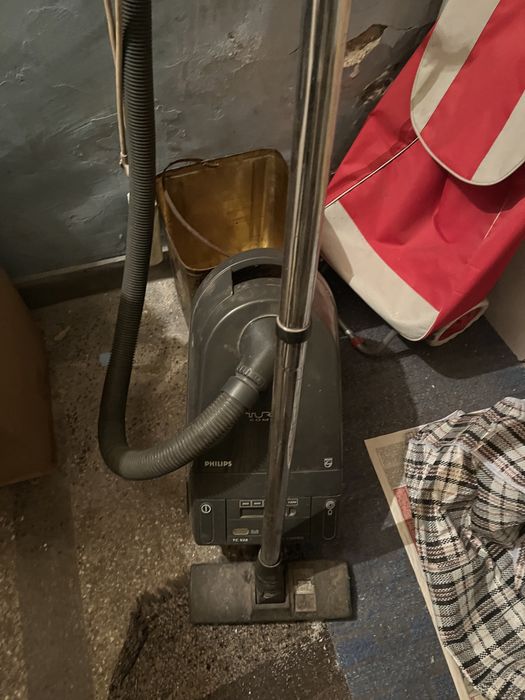 Прахосмукачка PHILIPS TURBO COMPACT.1200W.