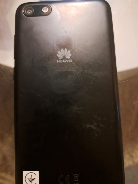 Телефон Хулауей Y5 2018г модел