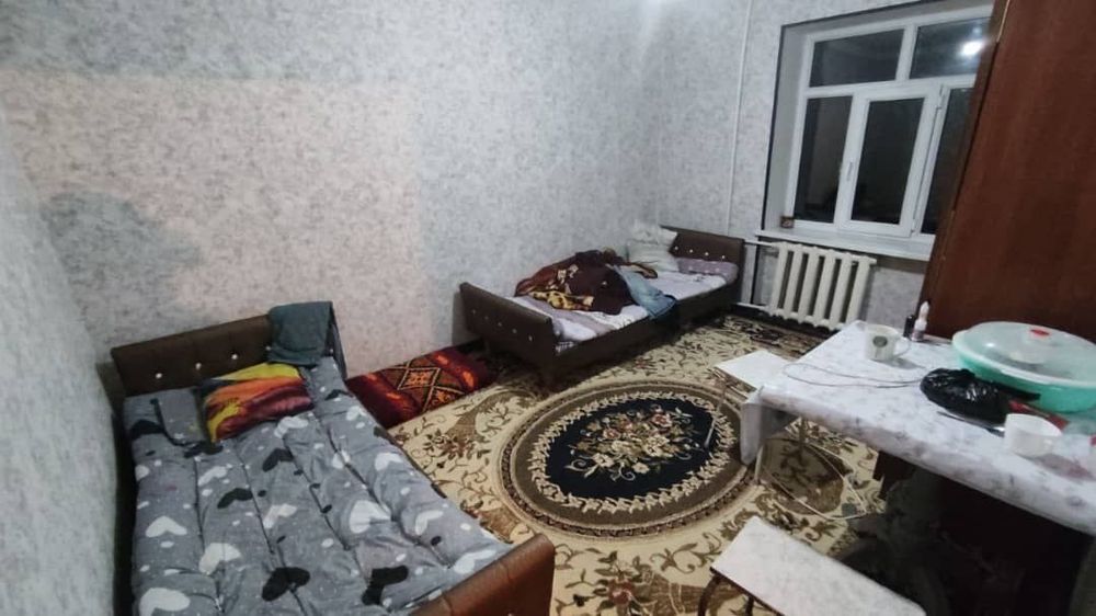 Үй сотилади. Ипотека хам килиб бераман.