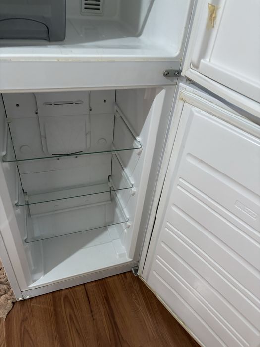 Продам холодильник