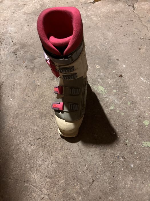 Два чифта ски Carver с два чифта обувка