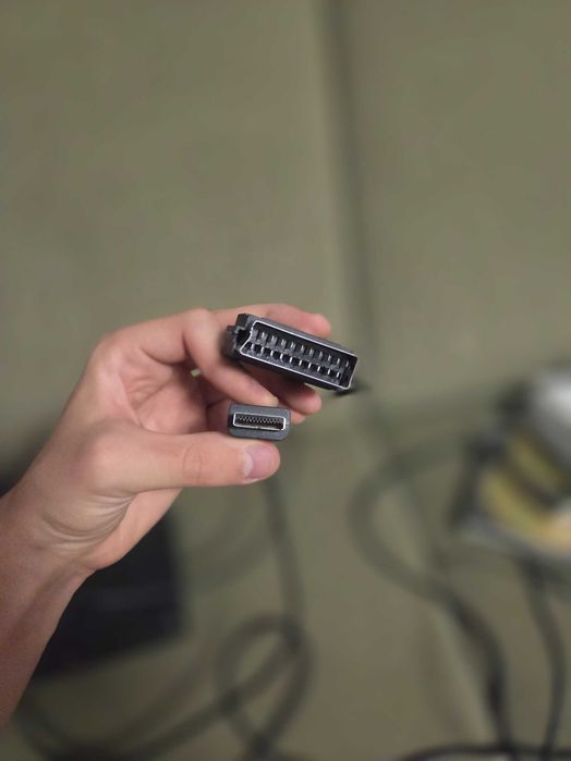 Vând PlayStation 2 Fat modat – 8 jocuri, FreeMCBoot și accesorii