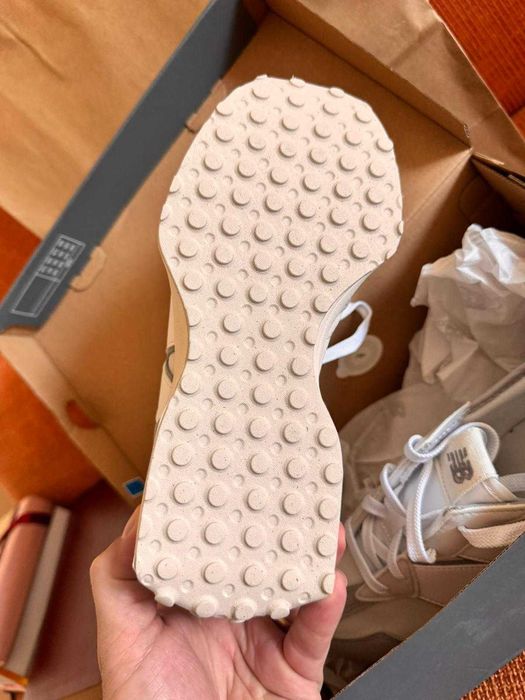 adidasi New Balance, model 327, marime 37.5 - noi in cutie, cumparati din Germania