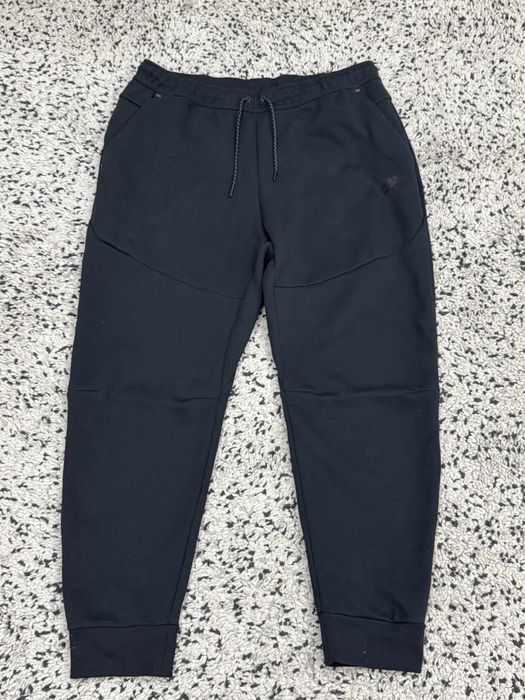 Мъжко долнище NIKE TECH .Размер 2XL