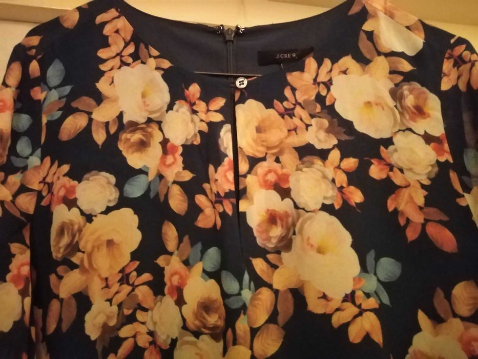 Rochie din matase cu model floral