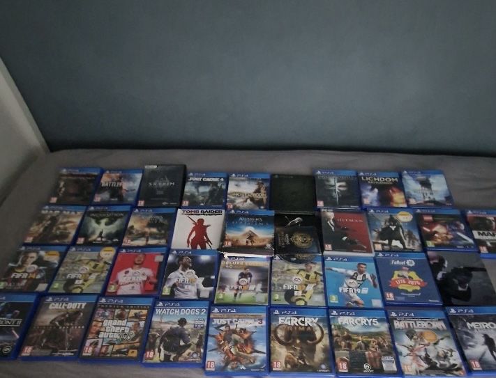 Se vinde colectie jocuri ps4 , ps5