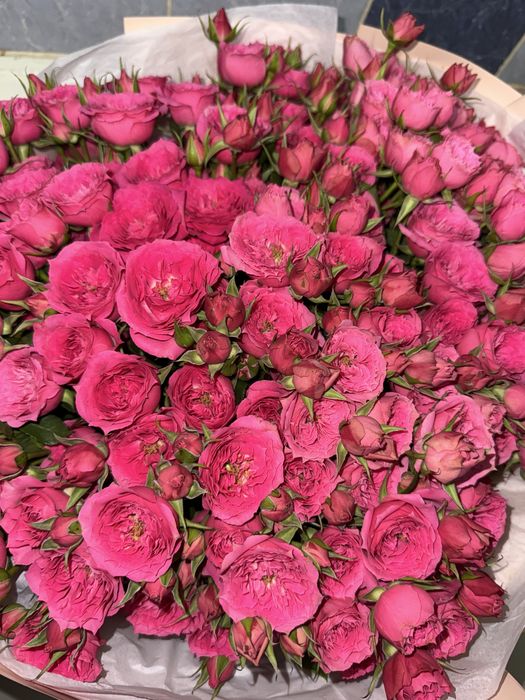 Кустовые розы.Свежие