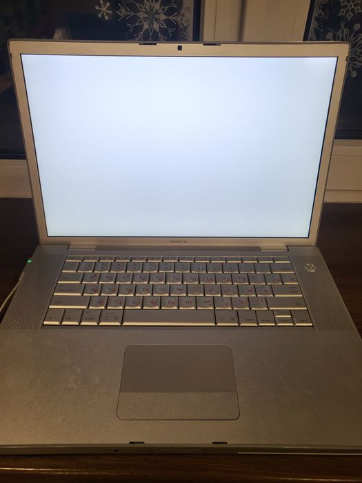 На запчасти Macbook Pro 2007