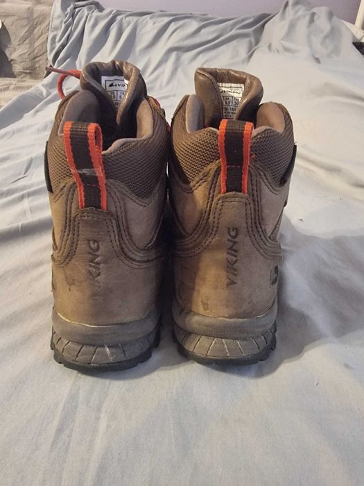 Туристически обувки Viking