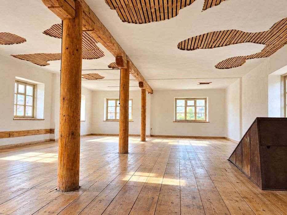 Продава се Къща в к.к. Пампорово - 450 кв.м за 392 €/кв.м - Снимка #15