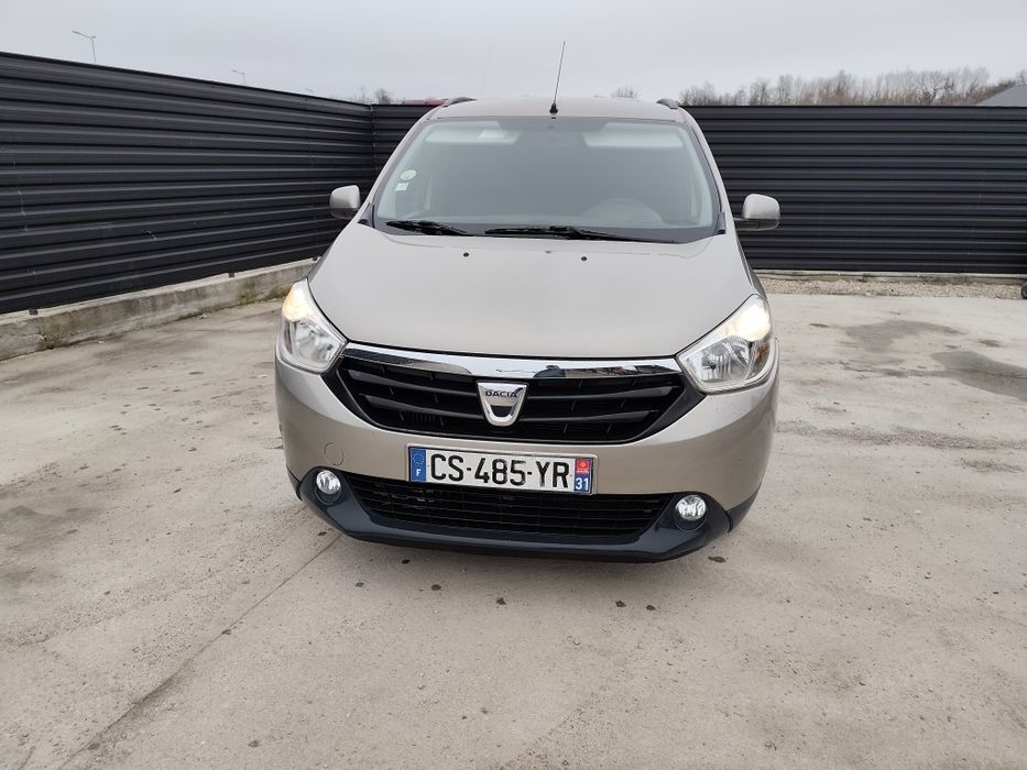 Dacia Lodgy 2013 Laureate 1.5 110 6 trepte cârlig