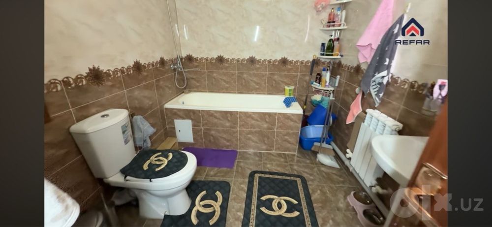 Fargona shahrida 3 xonali uy sotiladi