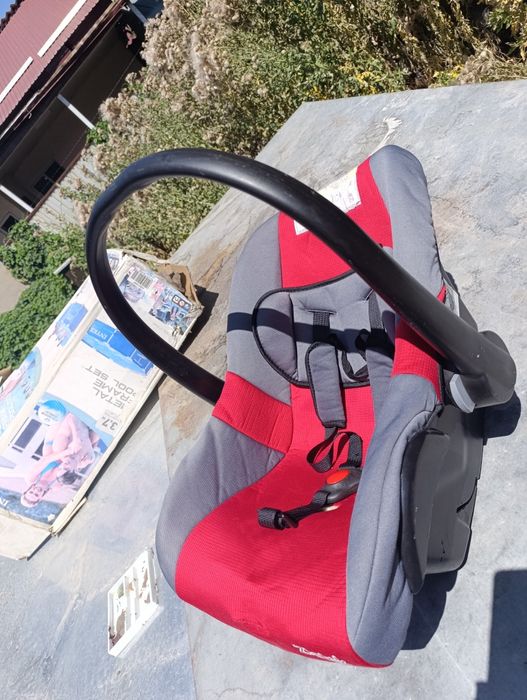 Авто кресло продам