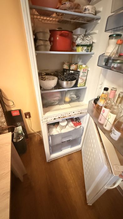 Vand frigider arctic a+