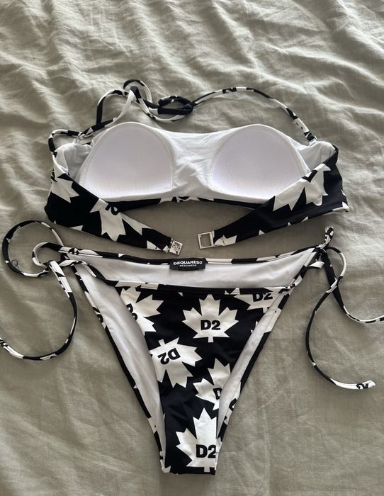 Dsquared бански от две части