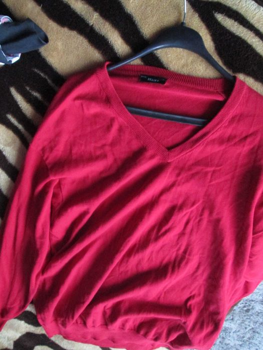 pulover rosu comod  58/XXXL