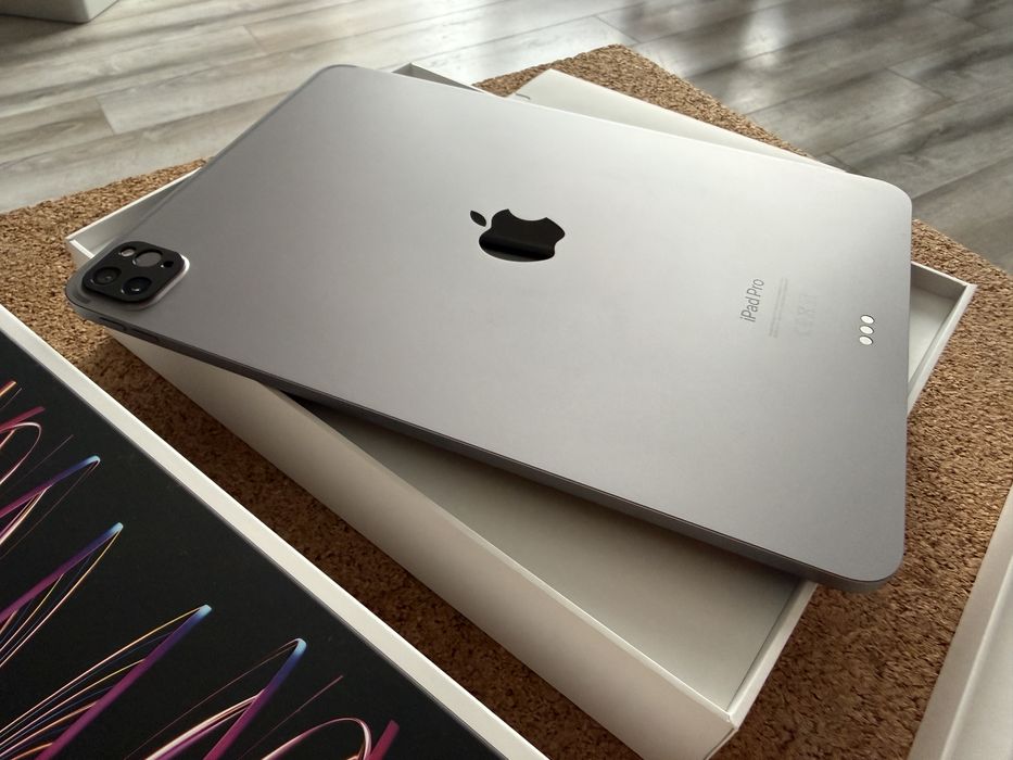 iPad Pro 11" (4th Gen) 2022, Wi-fi, 256 + Apple Pencil 2nd Gen