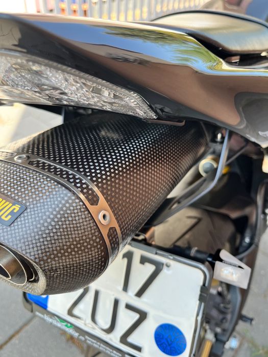 Honda CBR 1000RR fireblade