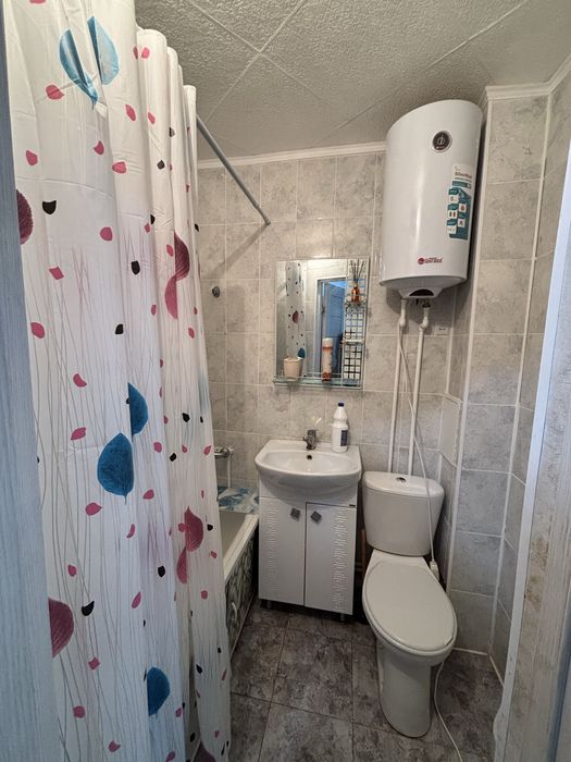 Продам квартиру по улице Джамбула