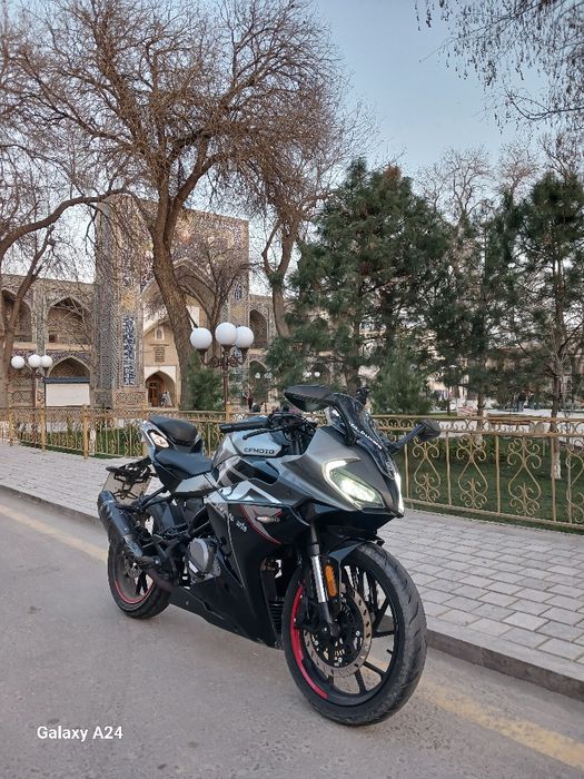 Cf moto 300 sr spot bayk