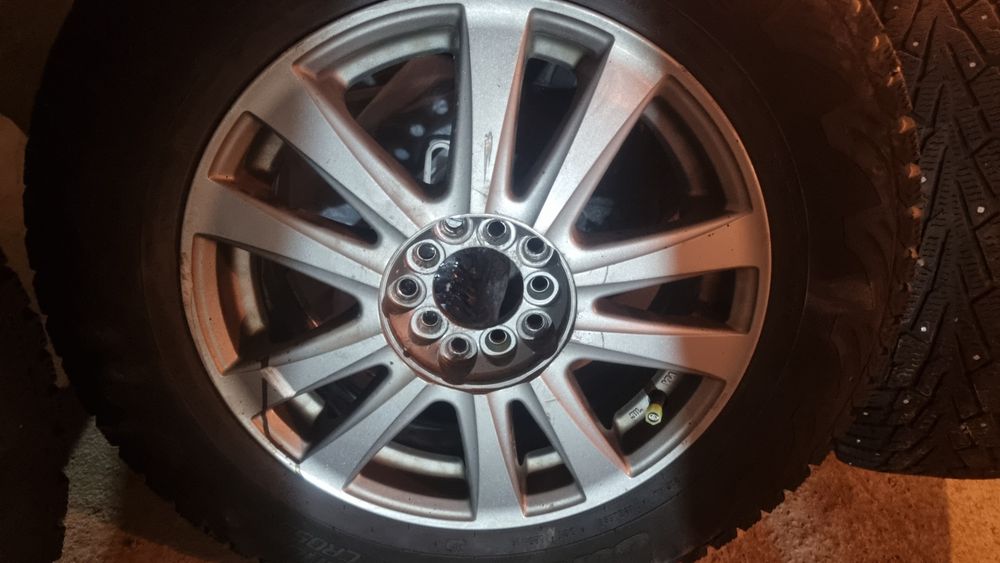 Продам комплект дисков R16 с резиной