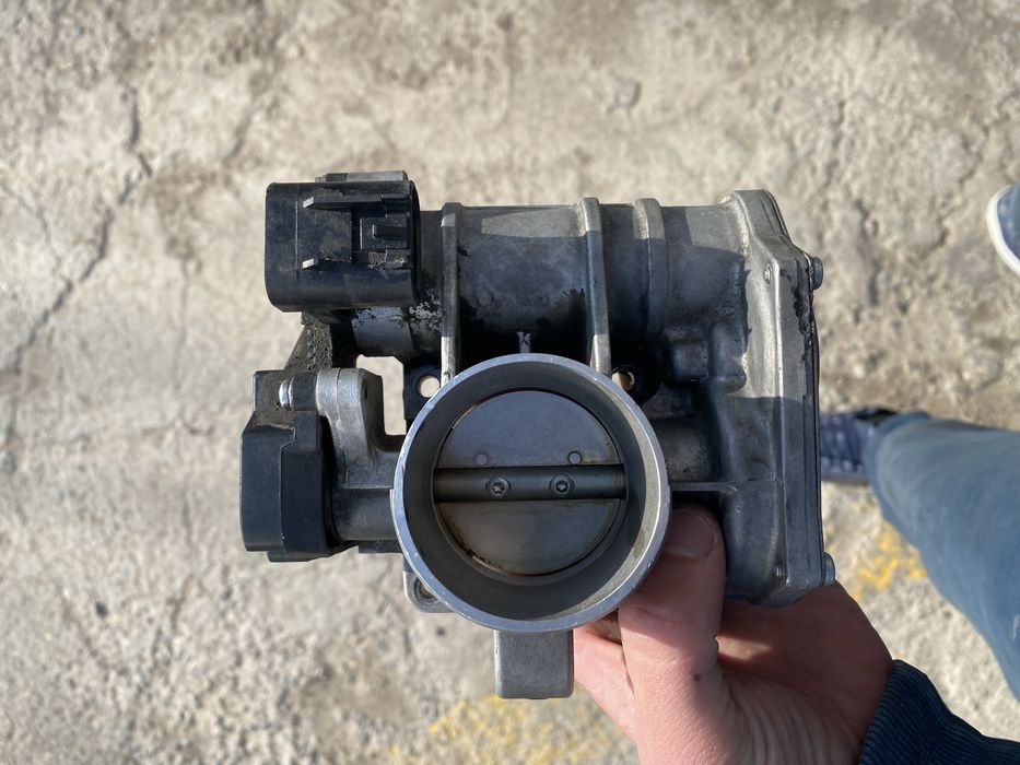 Дросель заслонка гранта 2190