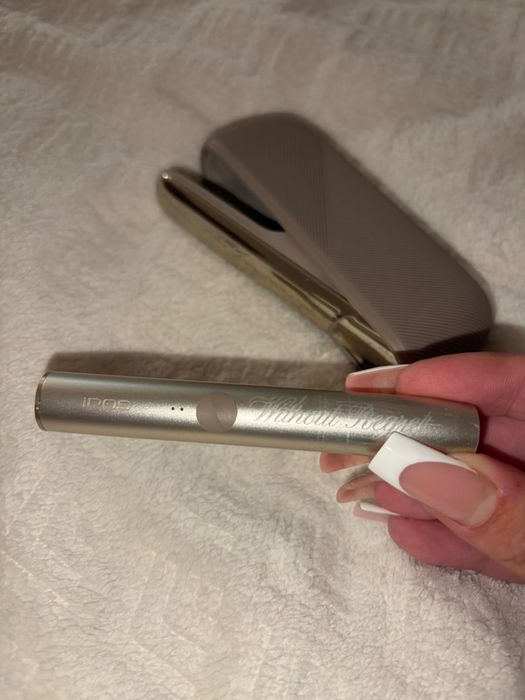 IQOS iluma gold