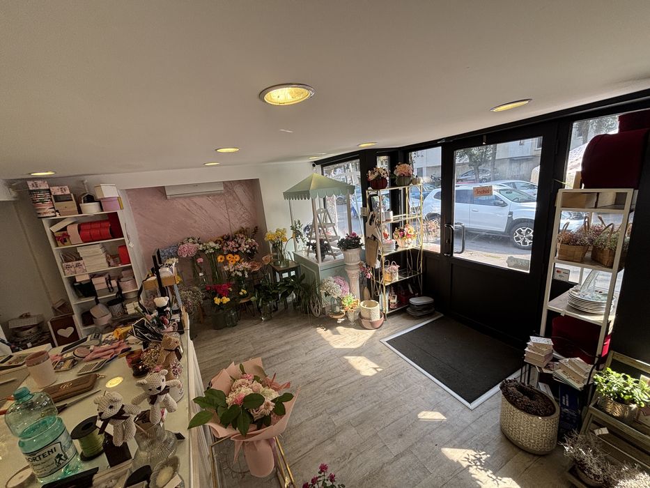 Afacere la cheie - Florierie complet utilată și aprovizionată (Târgu Mureș)