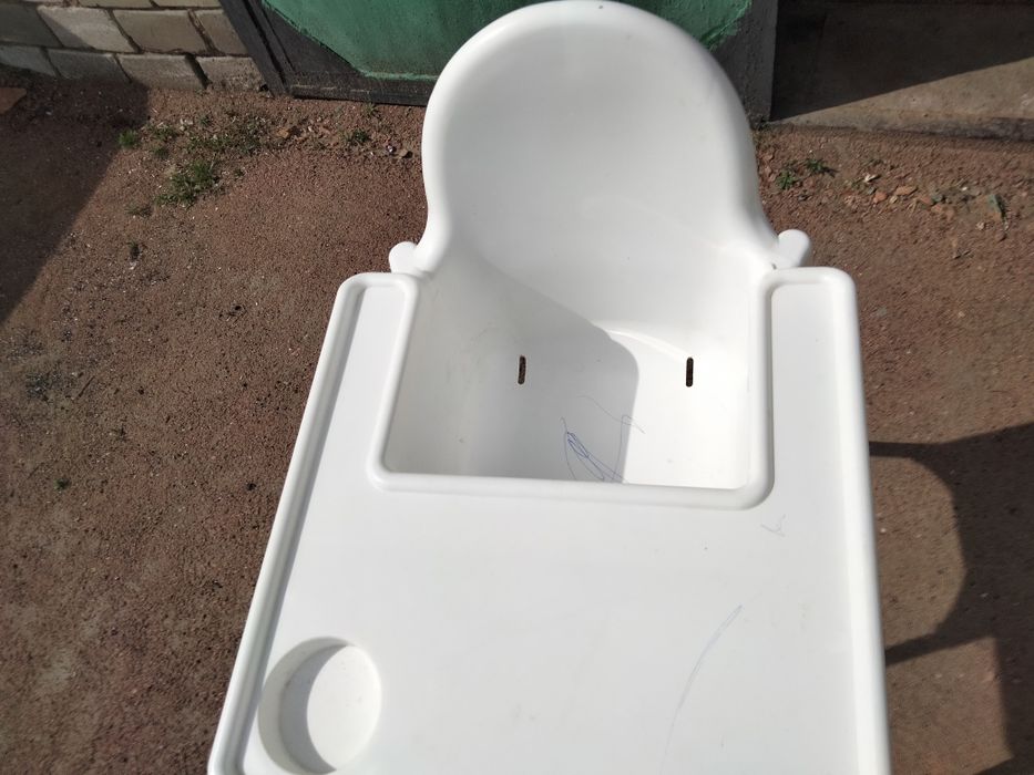 Отдам стульчик для кормления