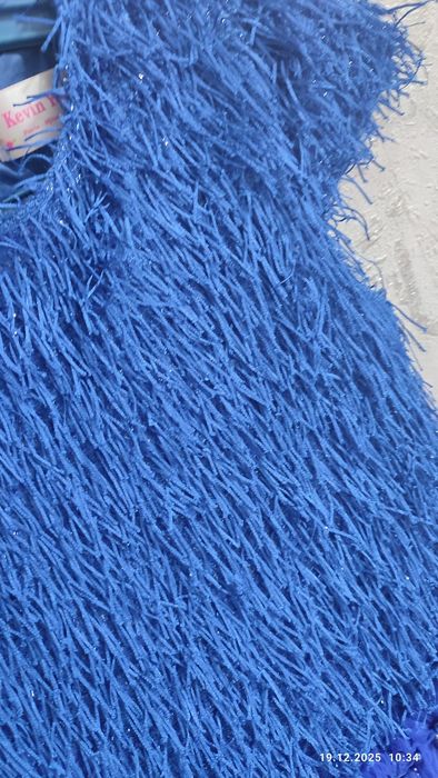 Продам праздничные платья.