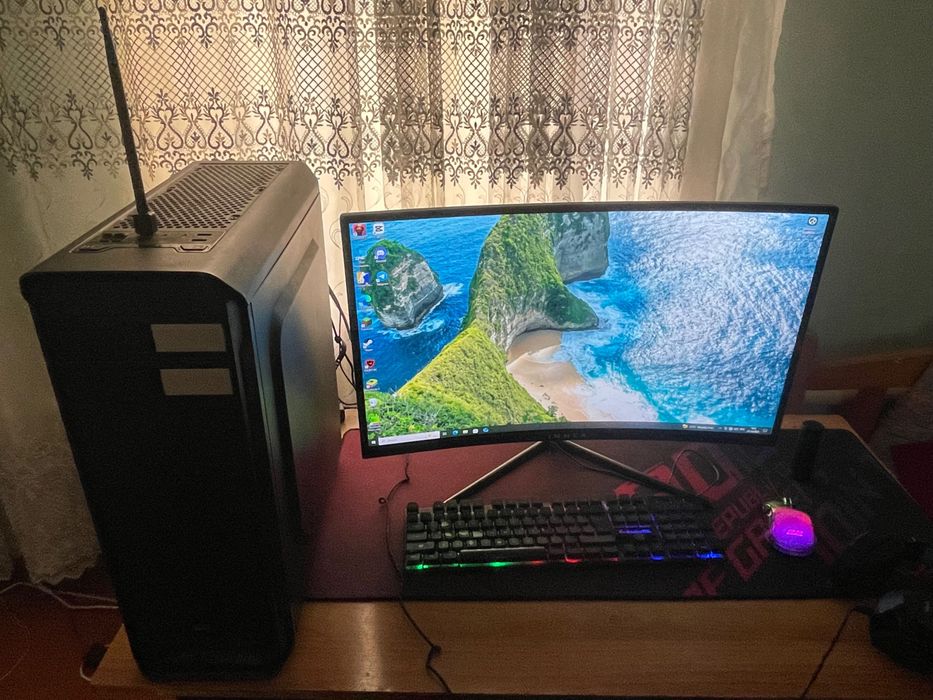 ИГРОВОЙ КОМПЬЮТЕР
Кейс под игры, монтаж и дизайн.