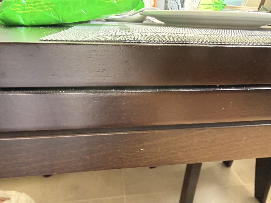 Продам стол+4 стула массив